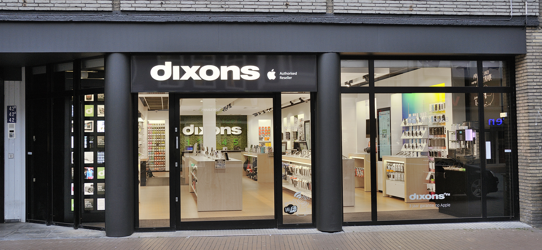 Conception de détail du concept de shopping Dixons 3.0 - 